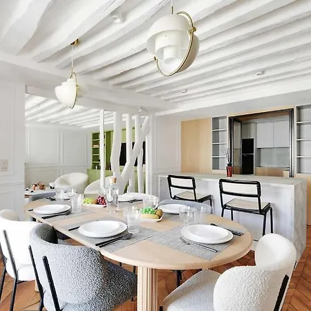 Wonderful 3bedr Saint Honore