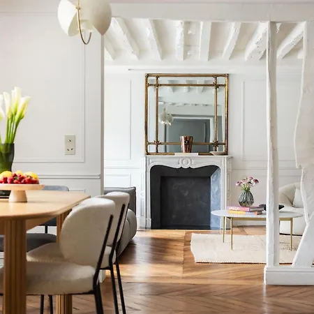 Wonderful 3bedr Saint Honore Apartman