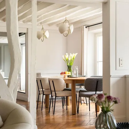 Wonderful 3bedr Saint Honore Apartman *
