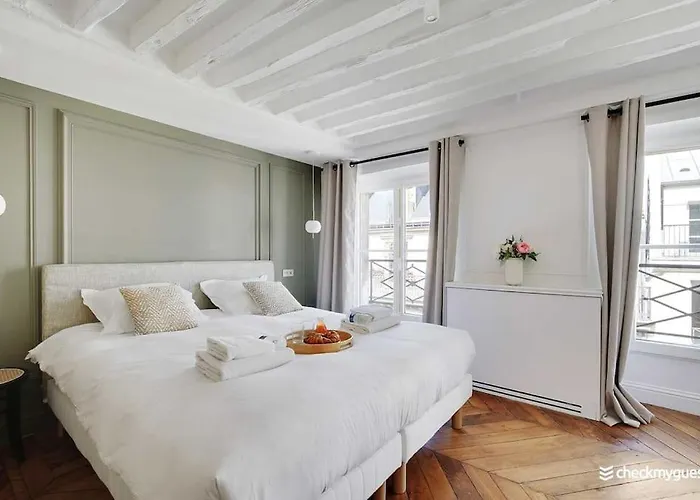 Wonderful 3bedr Saint Honore Apartmán Paříž